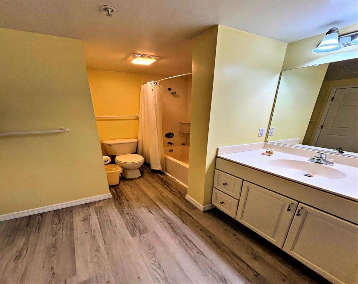 Vacation In Comfort And Luxury 1Br Oceanfront -Wyndham Ocean Walk 703 Дейтона-Бич Экстерьер фото